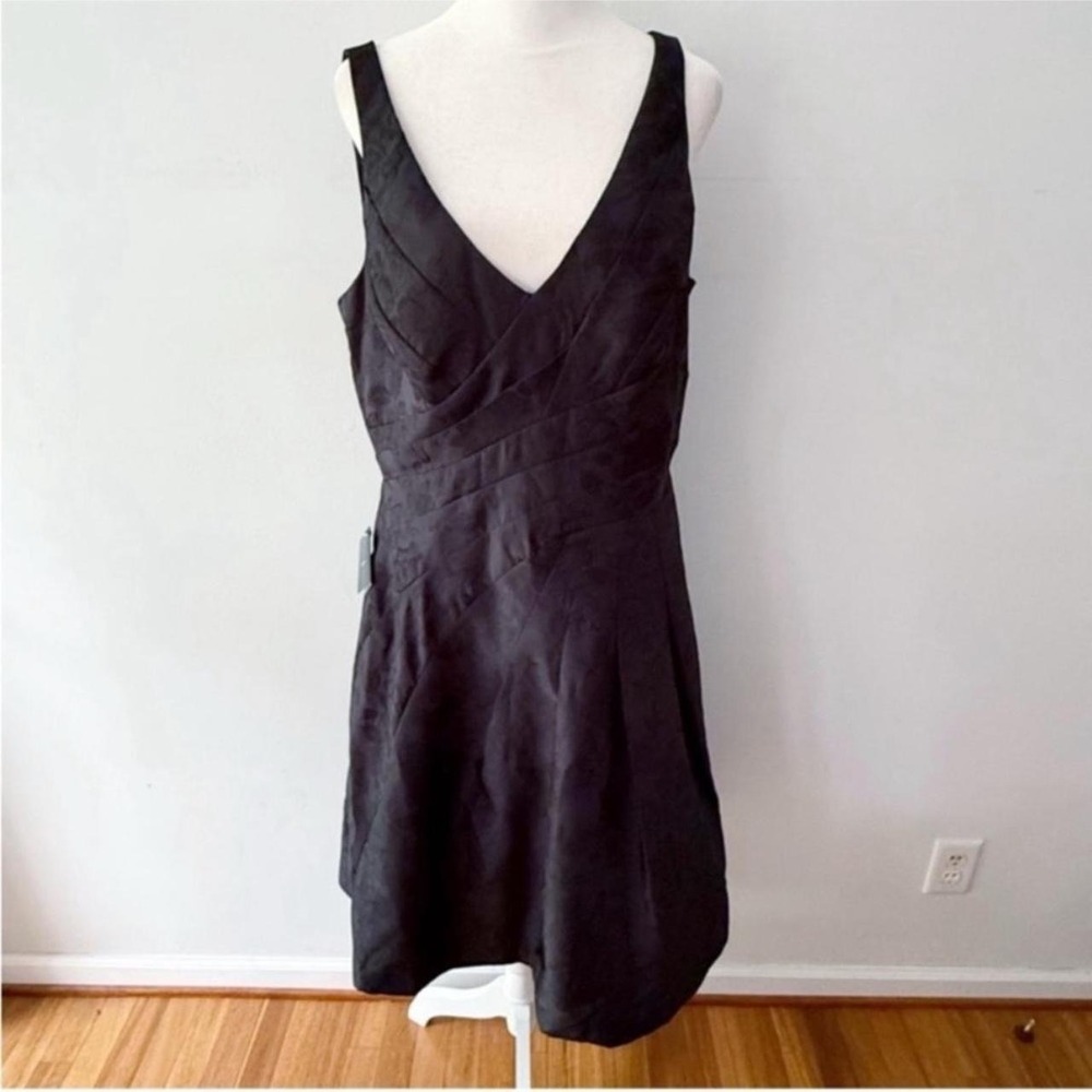 NWT WHBM Fit & Flare Dress Women 14 Black Floral Jacquard Evening Party Cocktail